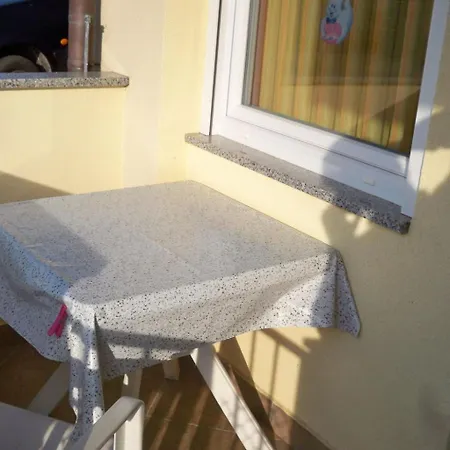 Fuer Zwei Personen By Interhome * Banjole